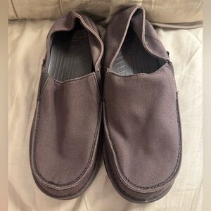 NWOT Crocs 201235 Casual Comfort Canvas Loafer Shoes Chocolate Brown Men’s 9